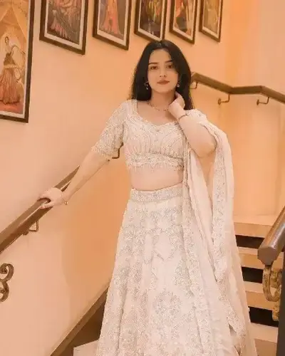 Escort Kalpi